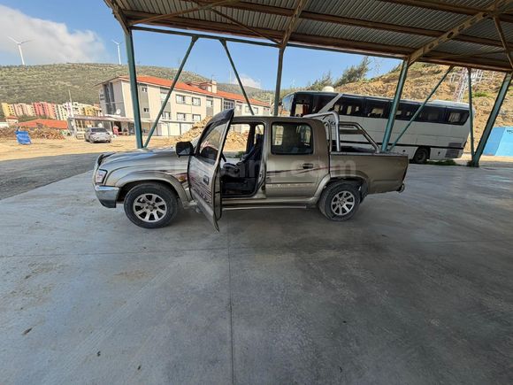 Sahibinden Toyota Hilux 2.4 D 2004 Model
