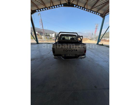 Sahibinden Toyota Hilux 2.4 D 2004 Model