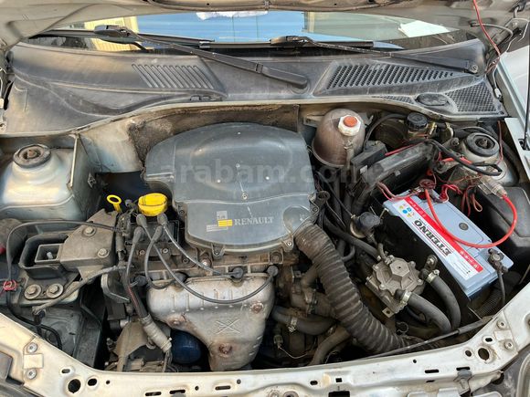 Sahibinden Renault Clio 1.4 RN 2000 Model