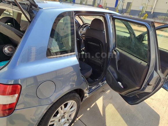 Sahibinden Fiat Stilo 1.6 Dynamic 2004 Model  Mavi