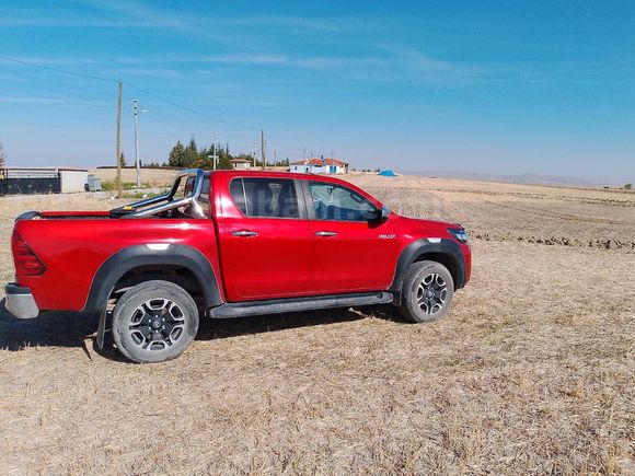 Sahibinden Toyota Hilux 2.4 D-4D 4x2 Adventure 2021 Model