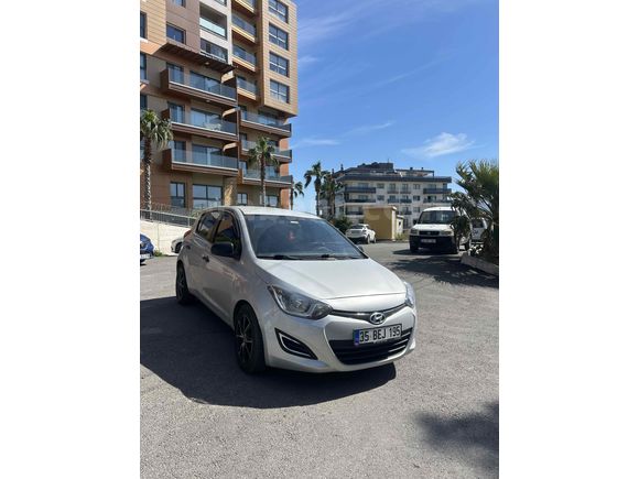 Sahibinden Hyundai i20 1.4 CRDi Jump 2013 Model 