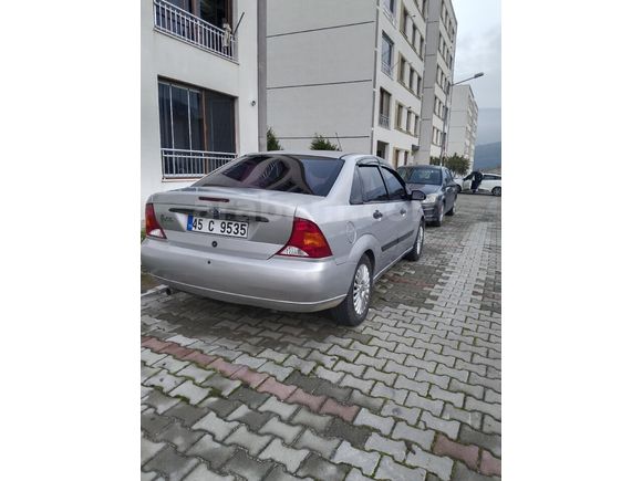Sahibinden Ford Focus 1.6 Ambiente 1999 Model bakımlı