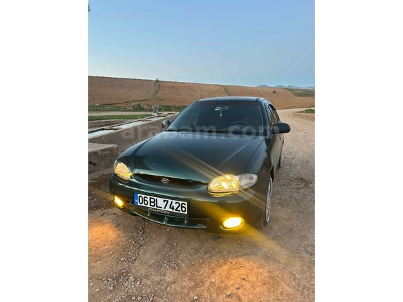 Hyundai Accent 1.5 GLS   Temiz sorunsuz aile aracı.