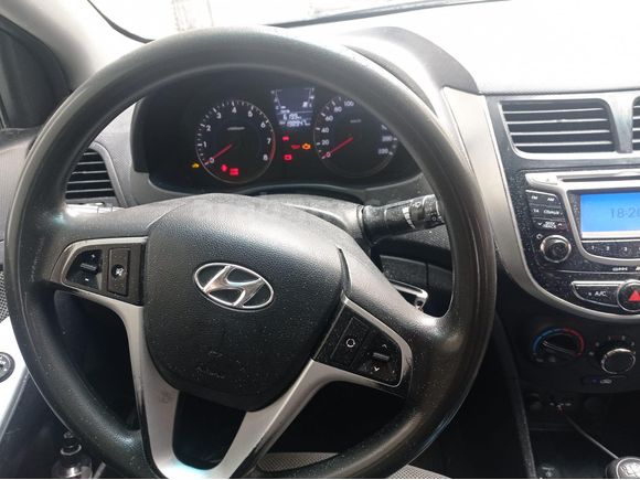 Sahibinden Hyundai Accent Blue 1.4 CVVT Mode Plus 2012 Model