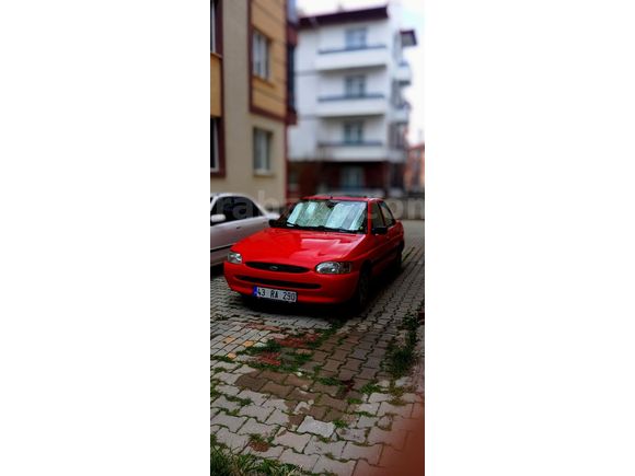 Sahibinden Ford Escort 1.6 CLX 1996 Model