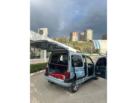 Sahibinden Peugeot Partner 2.0 HDI Adventure 2007 Model  185.000 km Mavi (metalik)