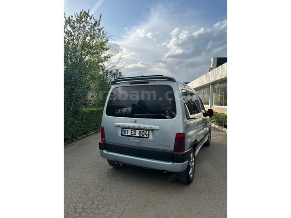 Sahibinden Peugeot Partner 2.0 HDI Adventure 2007 Model  185.000 km Mavi (metalik)