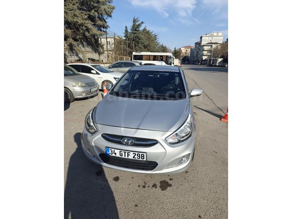 Sahibinden Hyundai Accent Blue 1.4 D-CVVT Mode Plus 2014 Model İstanbul