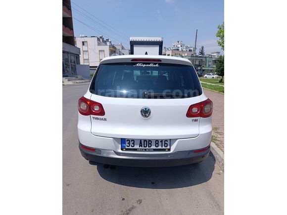 TEMİZ AİLE ARABASI