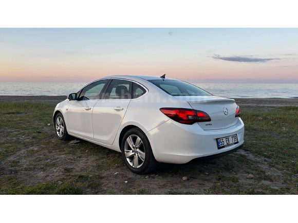 Sahibinden Opel Astra 1.3 CDTI Sport 2012 Model