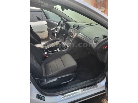 Sahibinden Ford Mondeo 1.6 Titanium 2011 Model