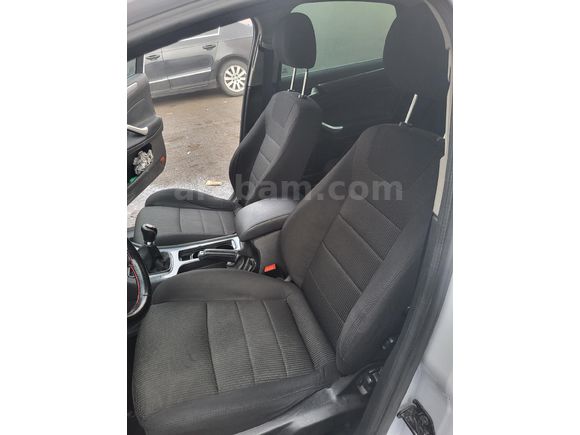 Sahibinden Ford Mondeo 1.6 Titanium 2011 Model