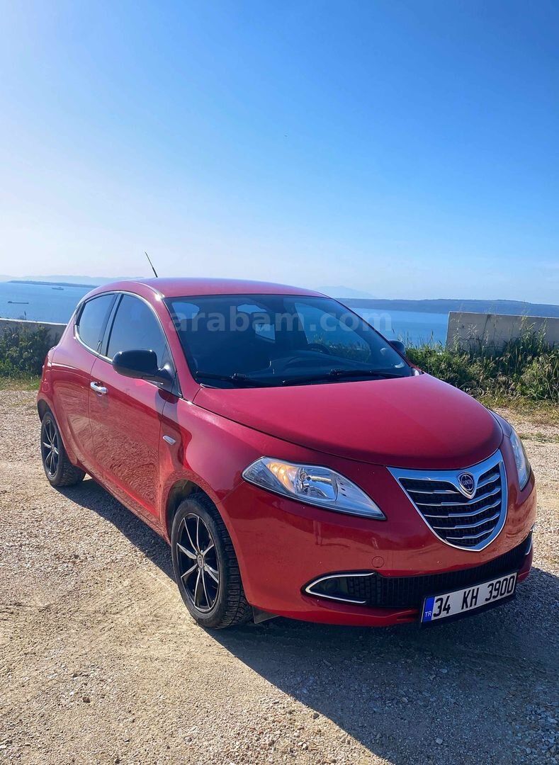 Sahibinden Lancia Ypsilon 1.3 Mjet 2013 Model Çanakkale 177.000 km Kırmızı 2