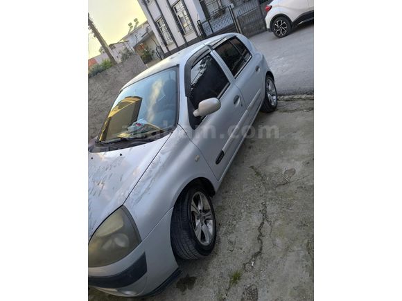 Sahibinden Renault Clio 1.2 Authentique 2005 Model  160.000 km Gri
