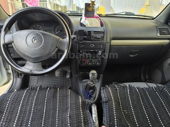 Sahibinden Renault Clio 1.2 Authentique 2005 Model  160.000 km Gri