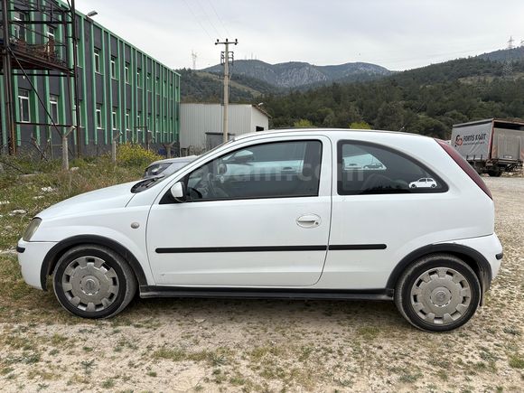 Sahibinden Opel Corsa 1.3 CDTI Enjoy 2006 Model KLIMALI