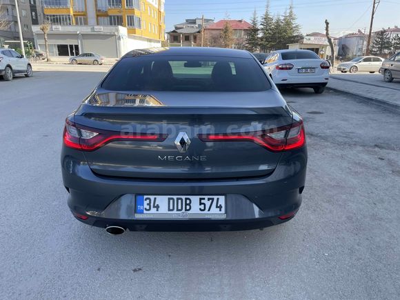 Sahibinden Renault Megane 1.5 Blue DCI Icon 2020 Model 