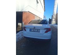 Sahibinden Fiat Egea 1.6 Multijet Easy 2022 Model  130.000 km Beyaz