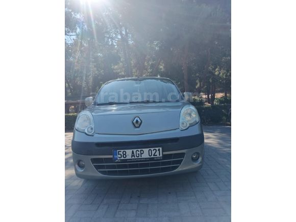 Sahibinden Renault Kangoo Multix 1.5 dCi Expression Chromeline 2010 Model