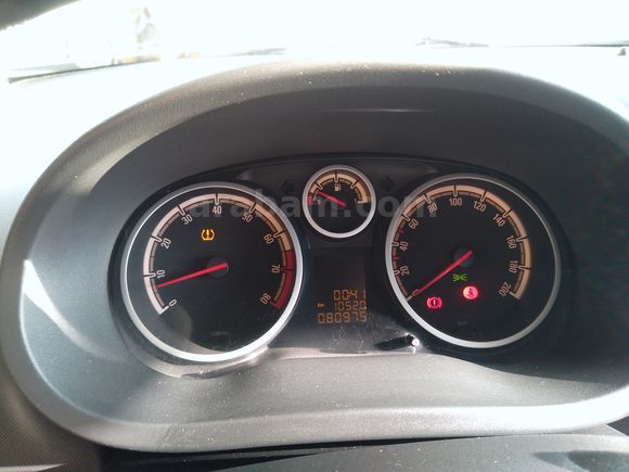 Sahibinden Opel Corsa 1.4 Twinport Active 2014 Model 