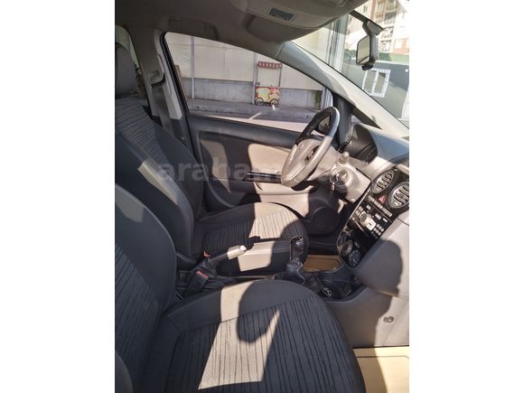 Sahibinden Opel Corsa 1.4 Twinport Active 2014 Model 