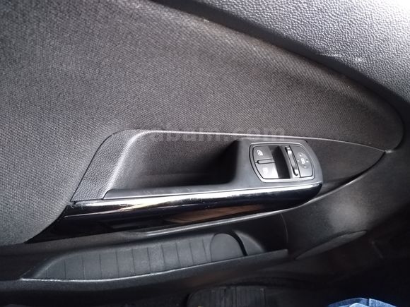 Sahibinden Opel Corsa 1.4 Twinport Active 2014 Model 