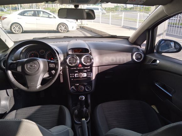 Sahibinden Opel Corsa 1.4 Twinport Active 2014 Model 