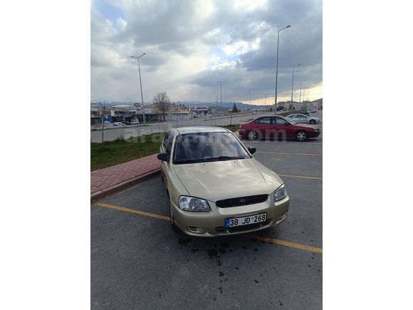 Sahibinden Hyundai Accent 1.3 LX 2002 Model