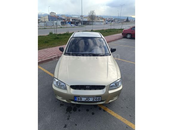 Sahibinden Hyundai Accent 1.3 LX 2002 Model
