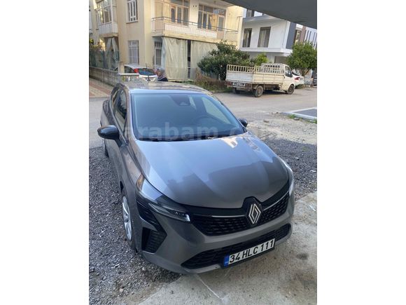 Sahibinden Renault Clio 1.0 TCe Evolution 2023 Model Antalya