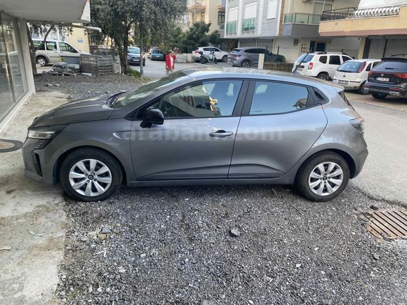 Sahibinden Renault Clio 1.0 TCe Evolution 2023 Model Antalya
