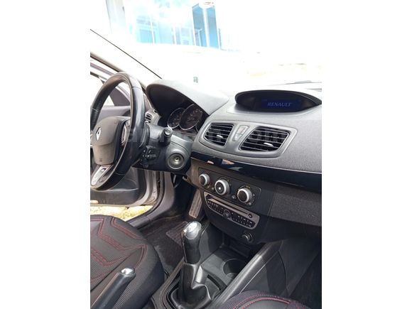 Sahibinden Renault Megane 1.5 dCi Extreme 2012 Model 143.000 km Gri (metalik)