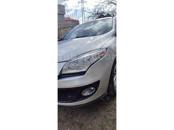 Sahibinden Renault Megane 1.5 dCi Extreme 2012 Model 143.000 km Gri (metalik)