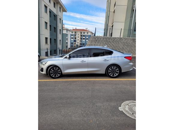 Sahibinden Ford Focus 1.5 Ti-VCT Titanium 2023 Model Adıyaman