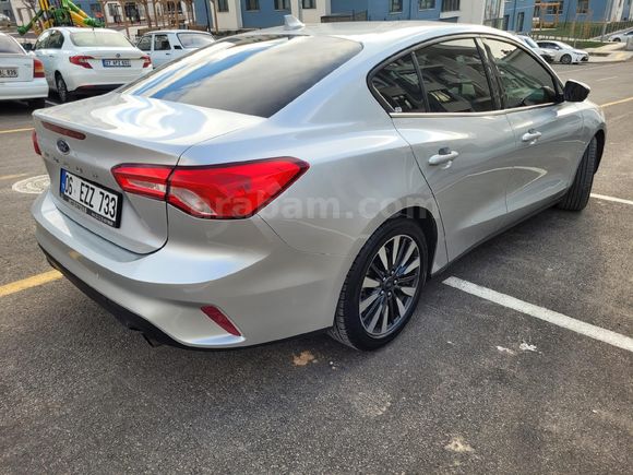 Sahibinden Ford Focus 1.5 Ti-VCT Titanium 2023 Model Adıyaman