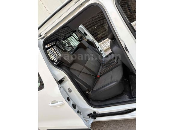 Sahibinden Renault Express Combi 1.5 BlueDCI Joy 2023 Model 