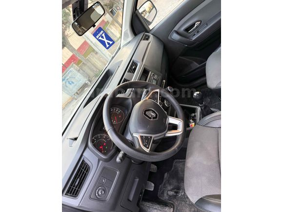 Sahibinden Renault Express Combi 1.5 BlueDCI Joy 2023 Model 