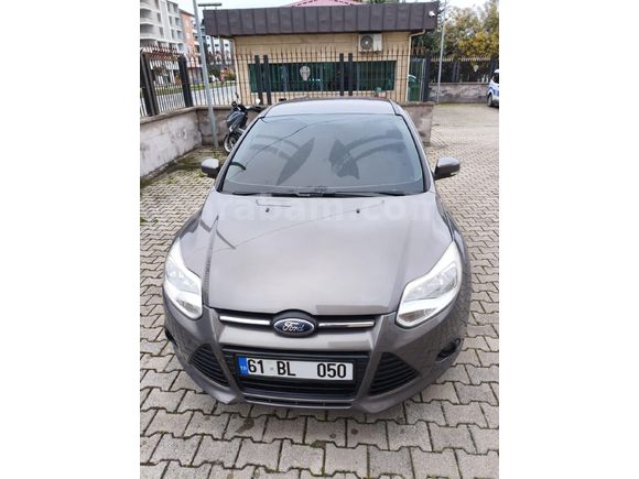 Sahibinden Ford Focus 1.6 TDCi Trend X 2013 Model  143.000 km Kahverengi