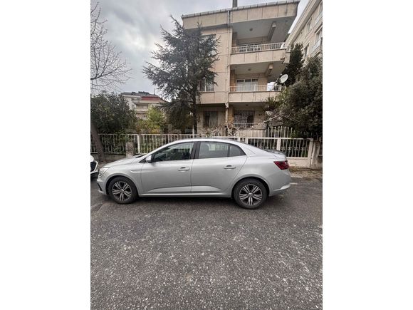 Sahibinden Renault Megane 1.3 TCe Touch 2024 Model 
