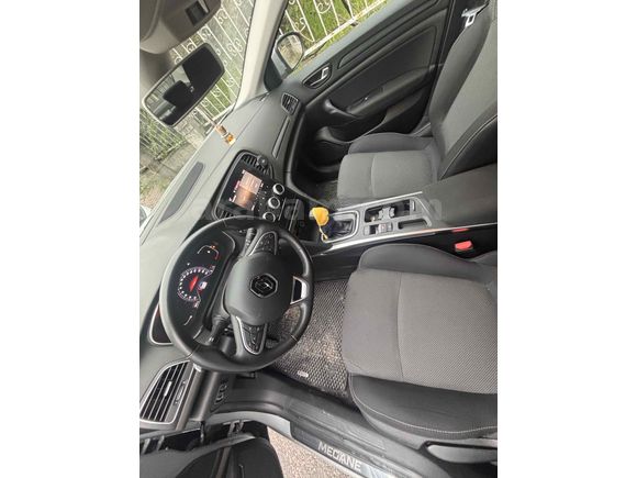 Sahibinden Renault Megane 1.3 TCe Touch 2024 Model 