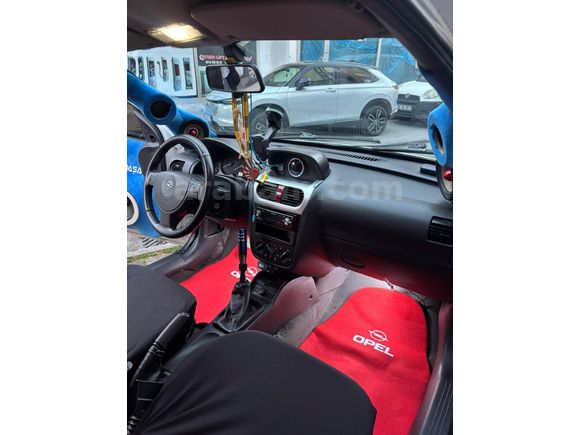 Sahibinden Opel Corsa 1.7 DTi Comfort 2003 Model