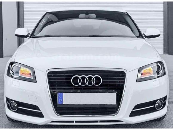 Sahibinden Audi A3 Sportback 1.6 TDI Attraction 2013 Model  134.000 km Beyaz