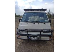 Sahibinden Mitsubishi L 300 Camlı Van 2000 Model
