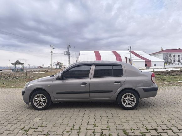 Sahibinden Renault Clio 1.5 dCi Alize 2006 Model  263.000 km Gri