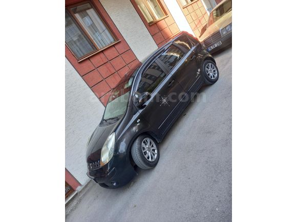 Sahibinden Nissan Note 1.6 Tekna 2006 Model