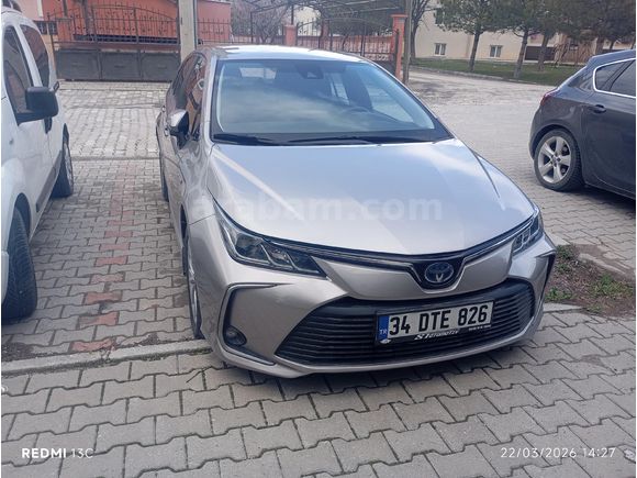 Sahibinden Toyota Corolla 1.8 Hybrid Dream 2021 Model