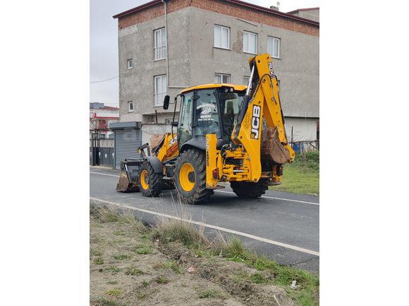 Jcb 2023 3cx plus