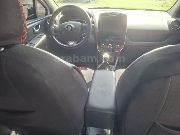 Sahibinden Renault Clio 1.2 Joy 2015 Model