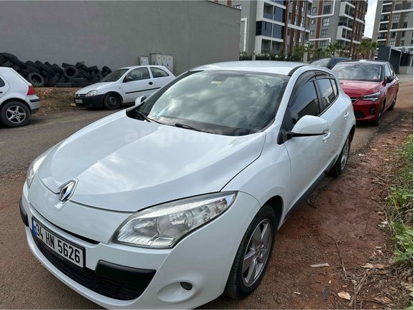 Sahibinden Renault Megane 1.5 dCi Expression 2012 Model 